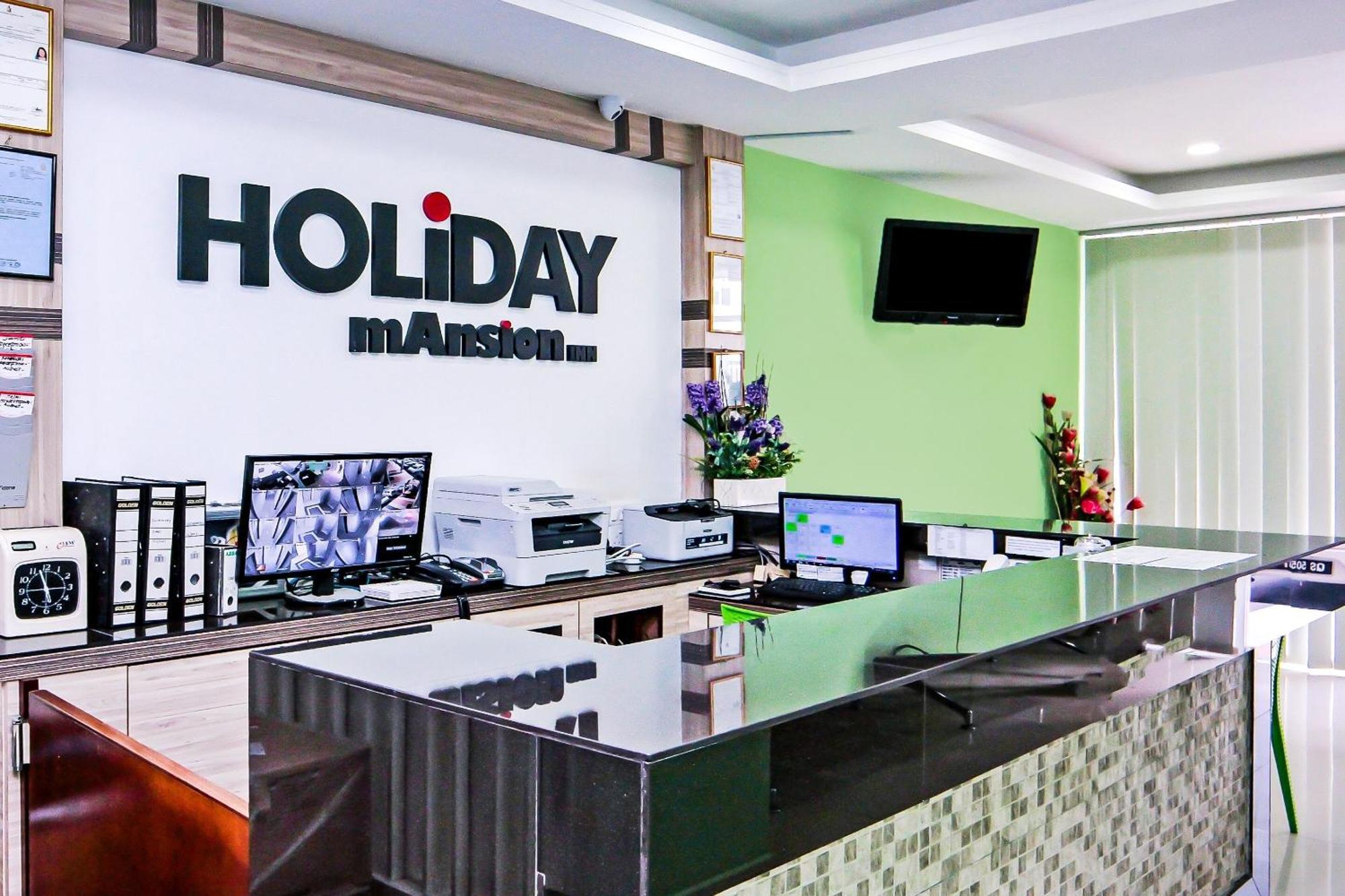 Oyo 44054 Holiday Mansion Inn Сибу Экстерьер фото